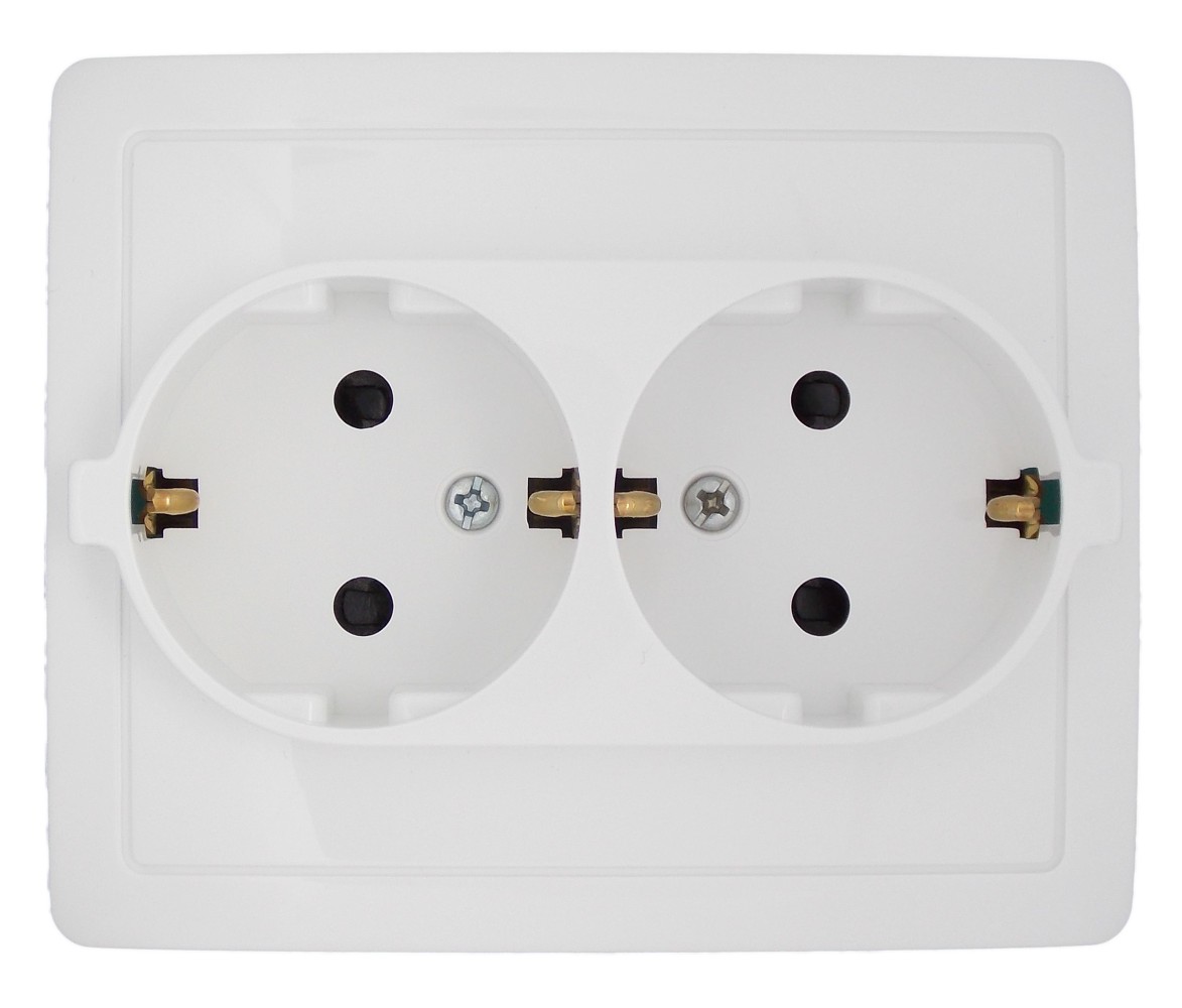 Simon 15 Белая Розетка 2-ая c/з с защитными шторками (в сборе с рамкой)