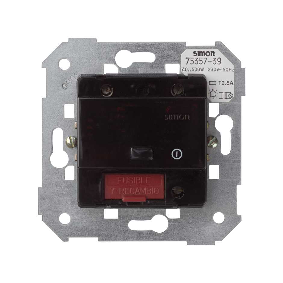 Светорегулятор симисторный проходной с ИК-управлением и таймером 40-500Вт 230В~ S75