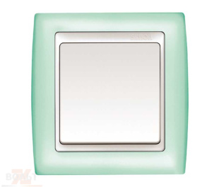 Рамка с подсветкой на 1 пост белого цвета с центральной частью белого цвета (для выключателей) S82