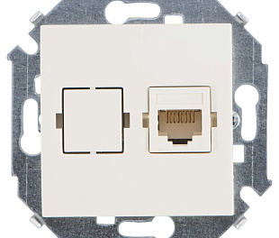 Simon 15 Бежевая Розетка компьютерная 1-ая RJ45 кат.5е