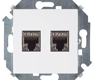 Simon 15 Белая Розетка компьютерная двойная 2хRJ45 кат.6A (АМР, FTP)